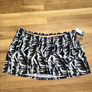 NWT Cacique Swim Skirt